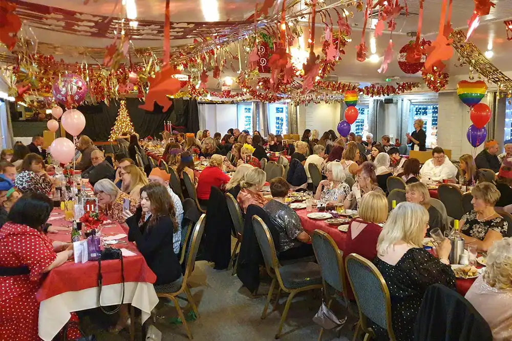 christmas lunch followed by christmas quiz